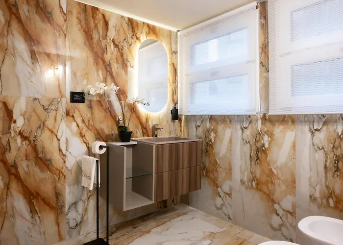 Luca Duomo Visconti * Milan