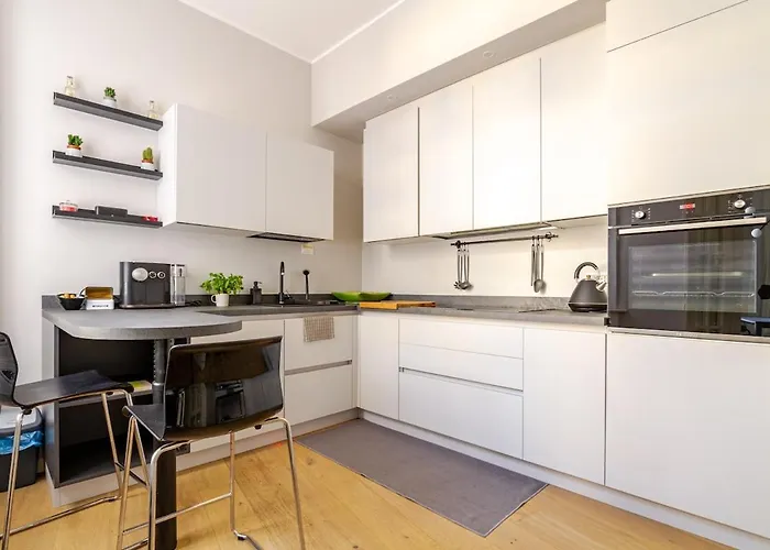 Montenero In Porta Romana, Centro Mailand