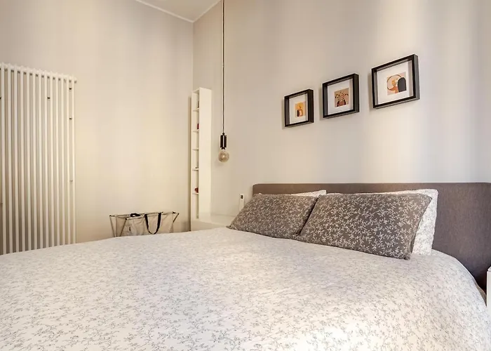 Montenero In Porta Romana, Centro Mailand