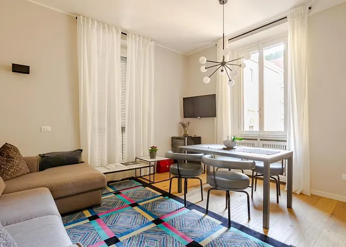 Montenero In Porta Romana, Centro * Mailand