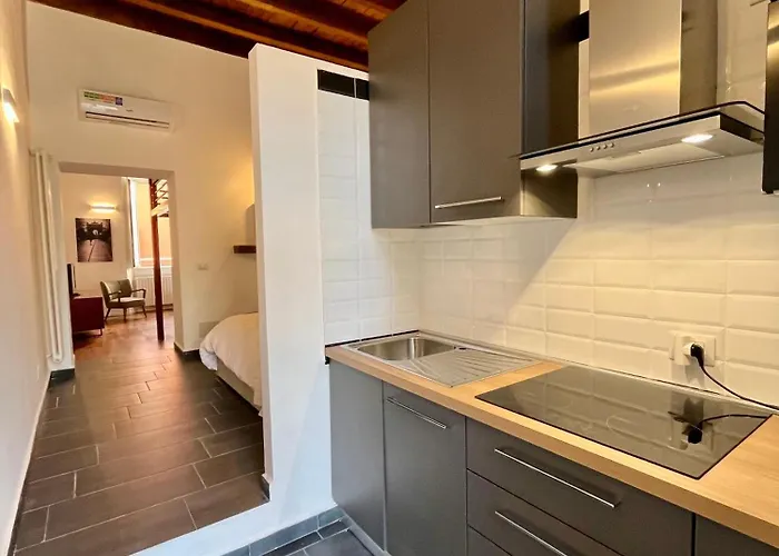 Chinatown House - Sempione Park Apartmán *