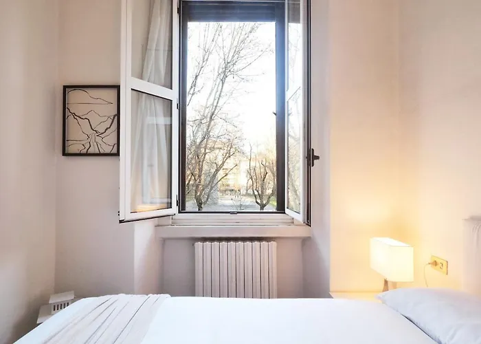 Contempora - Cozy Two-bedroom In Citta Studi Area 公寓 *