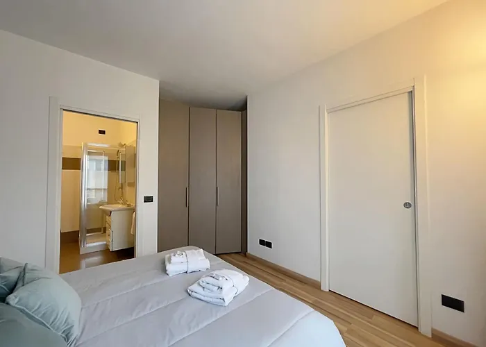 Apartment Rentopolis - Palazzo Candiani *