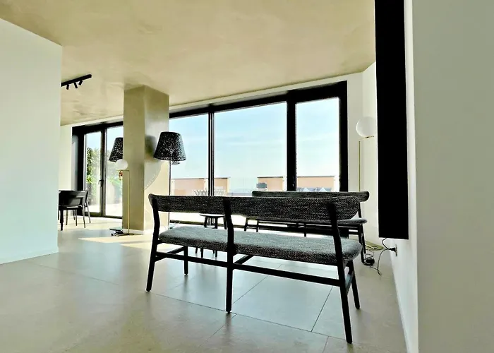 Appartamento San Babila Duomo View With Shared Rooftop Terrace Milano