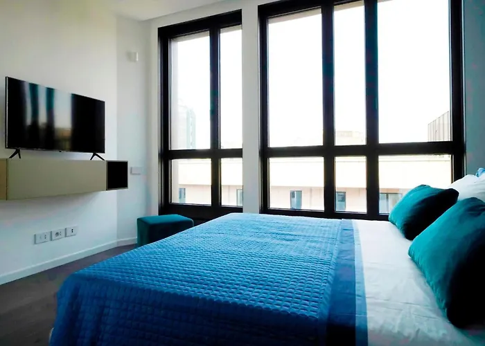 Apartmán San Babila Duomo View With Shared Rooftop Terrace *