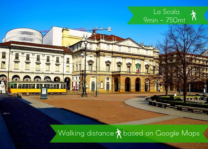 San Babila Duomo View With Shared Rooftop Terrace *