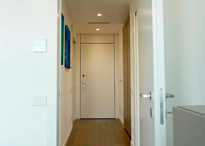 San Babila Duomo View With Shared Rooftop Terrace Milano