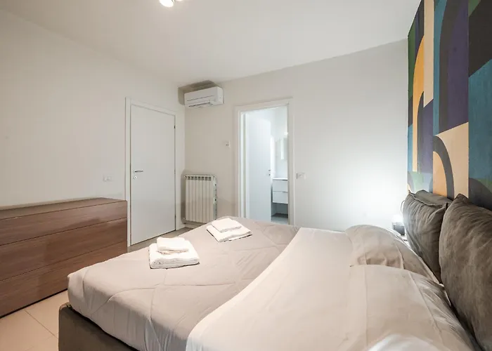 - Spazioso Vicino Metro Apartment