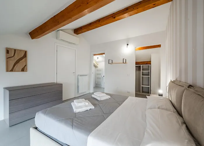 Apartment - Spazioso Vicino Metro *