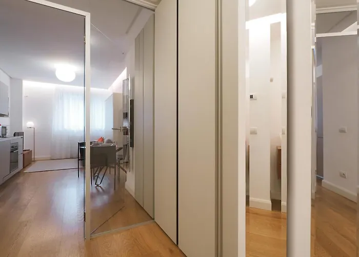 Porta Nuova * Milán