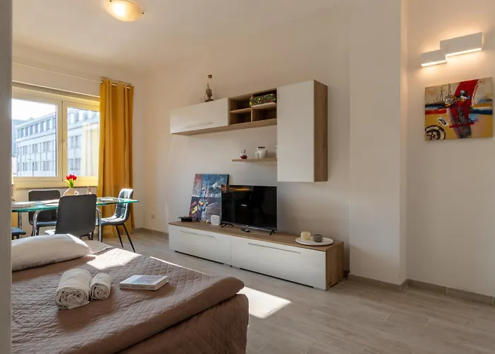 Apartament M2 - San Raffaele - Casa Cimiano *