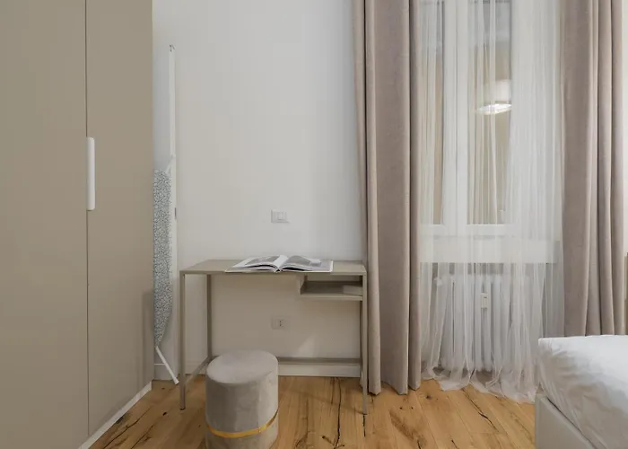 & Modern Porta Vittoria-duomo By Rentopolis شقة