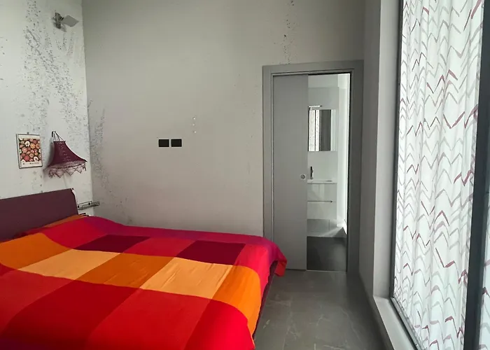 Bellissima Con Bagno Privato Citylife - Sempione Privatunterkunft