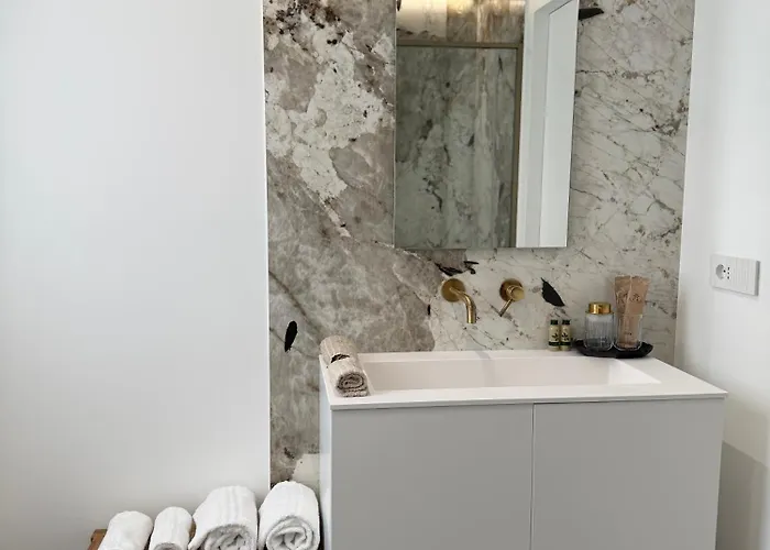 White House Con Posti Auto Appartamento Milano