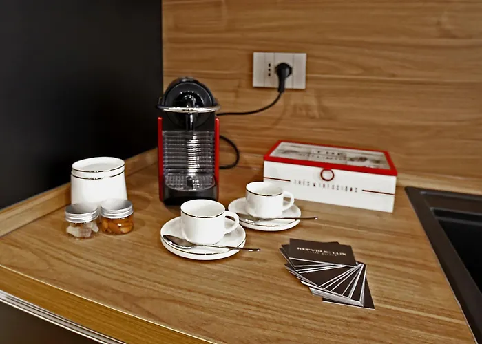 Repvblic Lux Apartman *