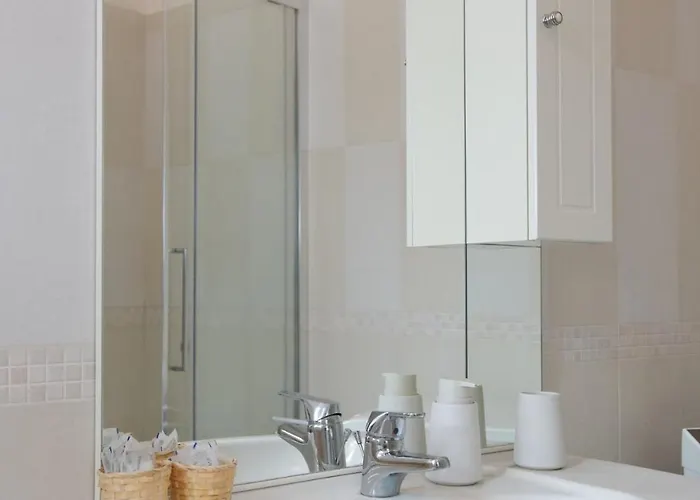 Sciesa - New Exclusive Milán