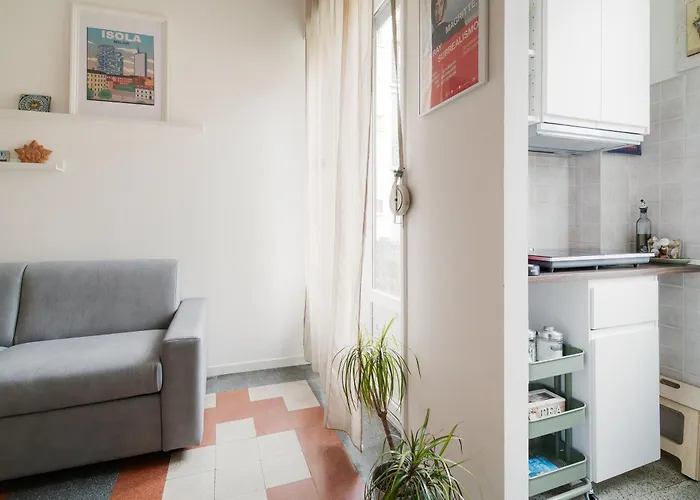 Isola - Volturno - Luminoso Bilocale Con Balcone Apartment *