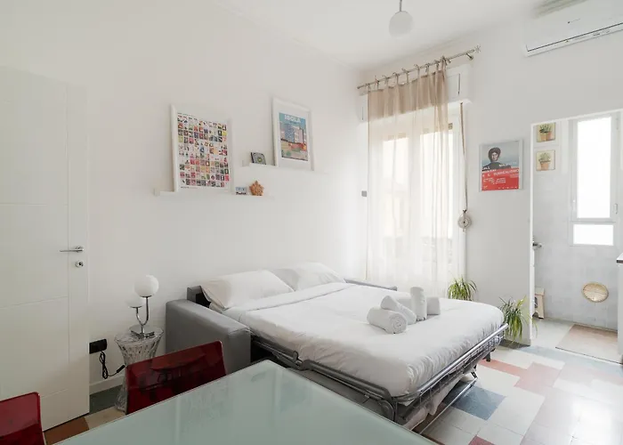 Isola - Volturno - Luminoso Bilocale Con Balcone Apartment *