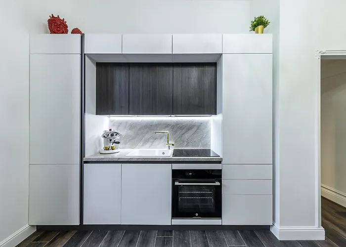 Modern Near Sta Milan