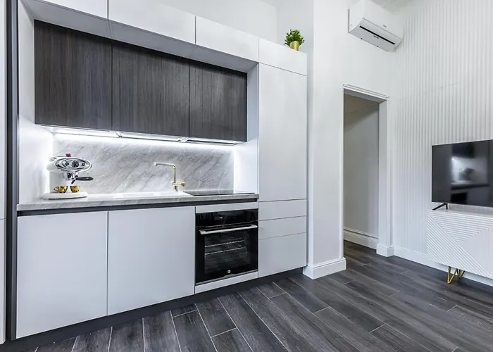 Apartment Modern Near Sta Milan