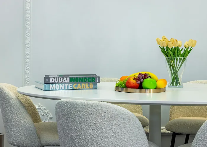 Apartment Modern Near Sta Milan