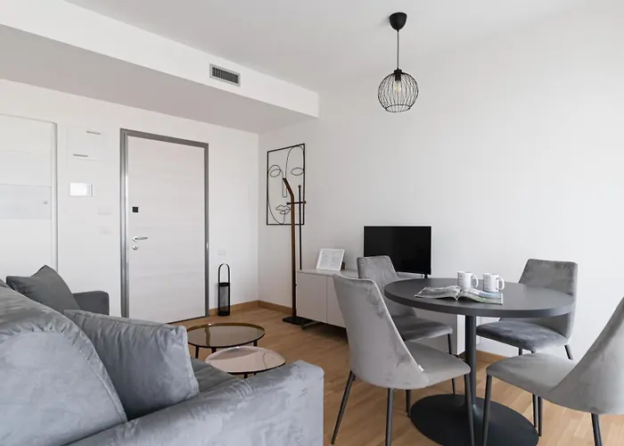 Italianway Comfort - Pasolini 70 B - Feel Uptown * Milão