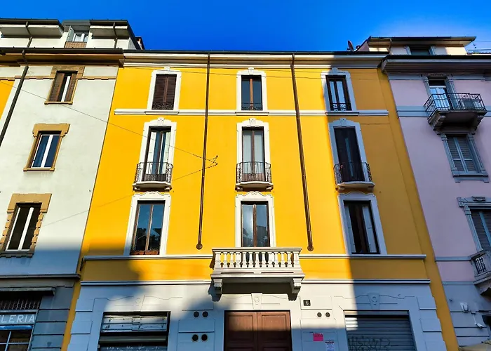 Stylish Top-floor Apt; Design Disctrict *