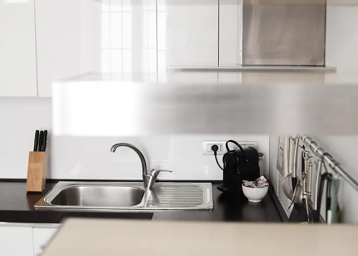 Apartmán Stylish Top-floor Apt; Design Disctrict *