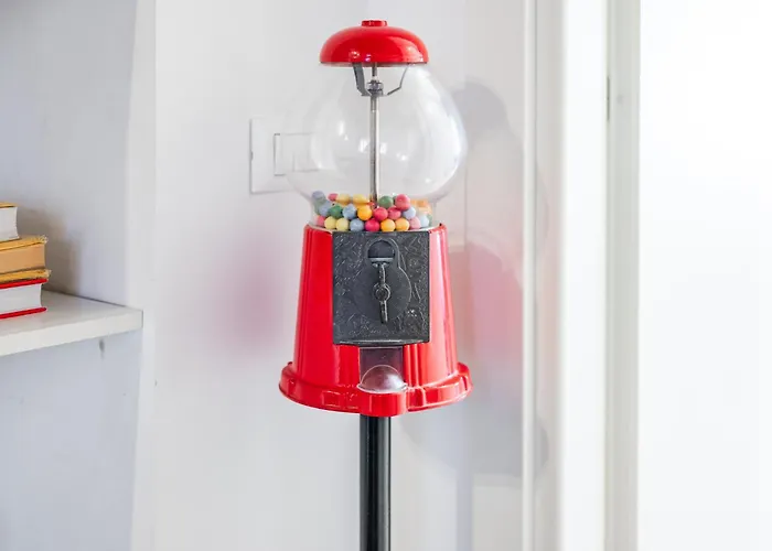 200mt Metro - Design For Creative Living * Milan