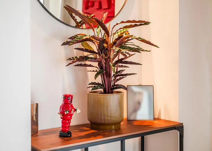 200mt Metro - Design For Creative Living Apartment Milan