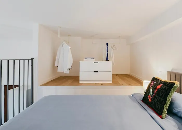 Daire Casa In Palazzo Liberty - E Ben Collegato Milano