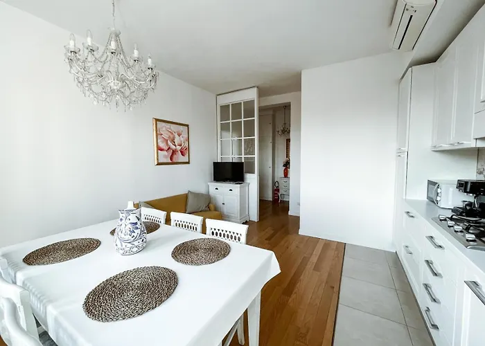 White Pearl - Citycenter - Large & Elegant Flat *