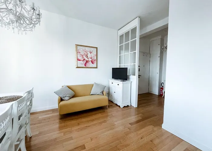 Appartamento White Pearl - Citycenter - Large & Elegant Flat Milano