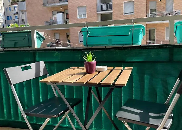 Gardone - Ampio Con 2 Da Letto - Comodo Per Duomo! Lägenhet *