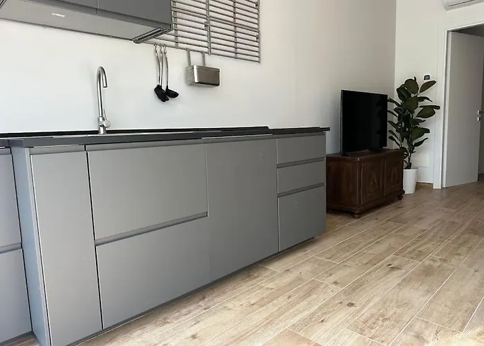 Navigli Oasis Between Fashion & Lifestyle * 밀라노