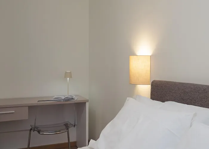 Spacious 2bdr With Balcony Arco-sempione Area, By Rentopolis Apartment *