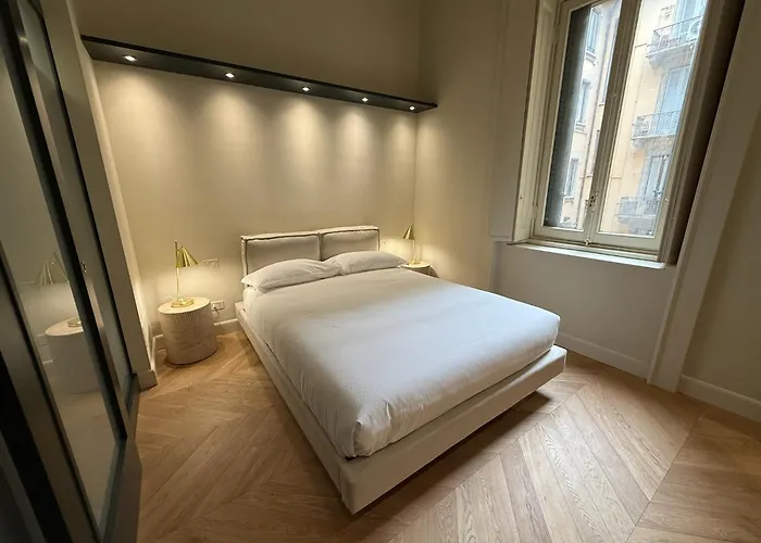 Luxury Design 1br 1ba High Ceilings Apartament Mediolan