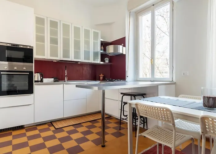 Trilocale Gorki Savona Milano