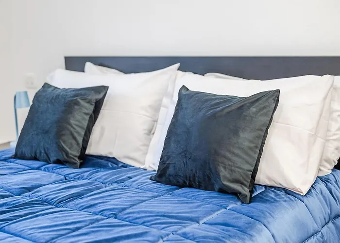 Centro Duomo-wifi-metro Апартаменты Милан