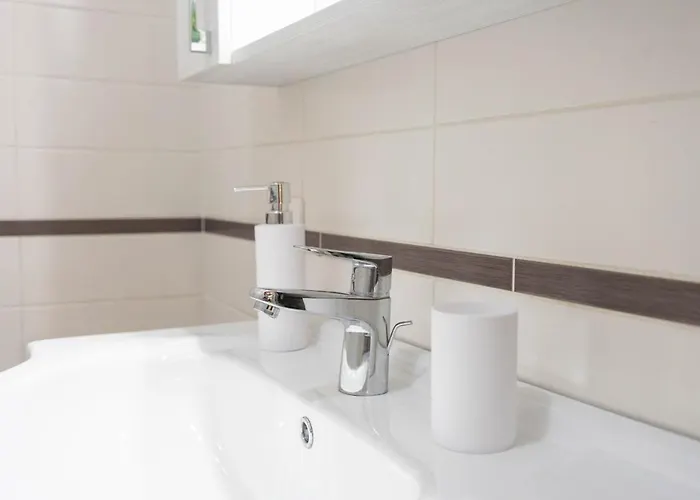 Elegant - Loreto - Milano