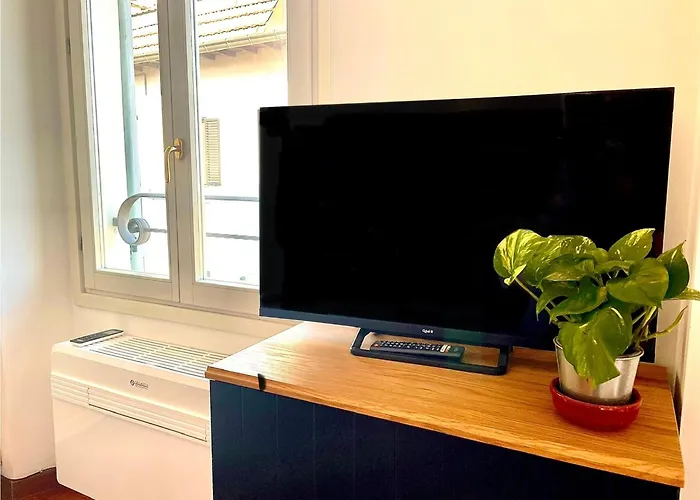 7 Min Walk To Lancetti Station - Marilyn House Apartment