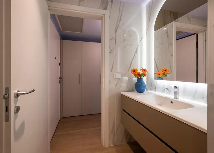 Duomo Design - Bilocale-wifi-aircon Lägenhet *