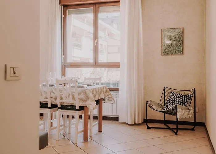 아파트 Casa Serena San Siro Free Garage &wi-fi *