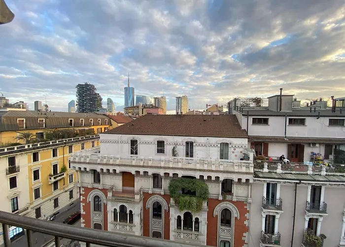 Skyline Isola * ミラノ