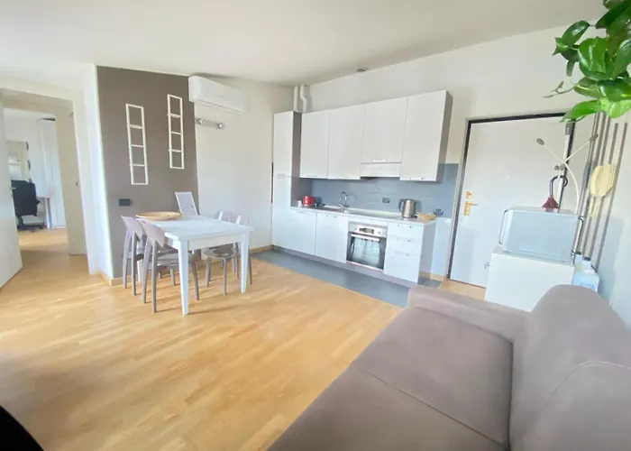 アパート Skyline Isola *