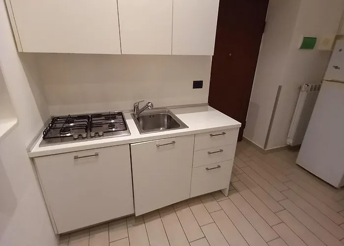 3 Station Free Parking