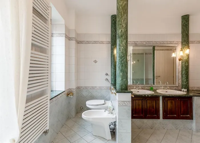 Emerald House Appartement *
