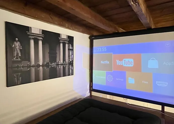 Chinatown House - Sempione Park Apartmán *