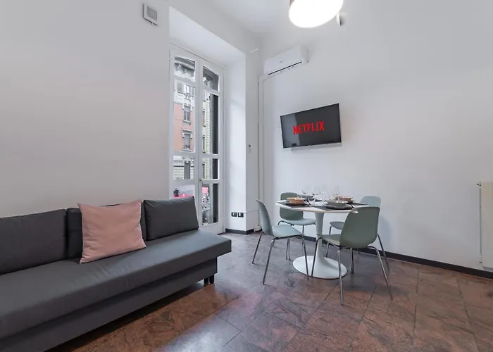 Lejlighed 20 Minutes By Metro From The Centre Of *