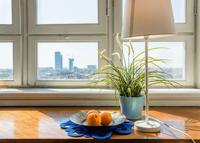 Skyline View Biancamano 1 Bdr With Balcony By Rentopolis *